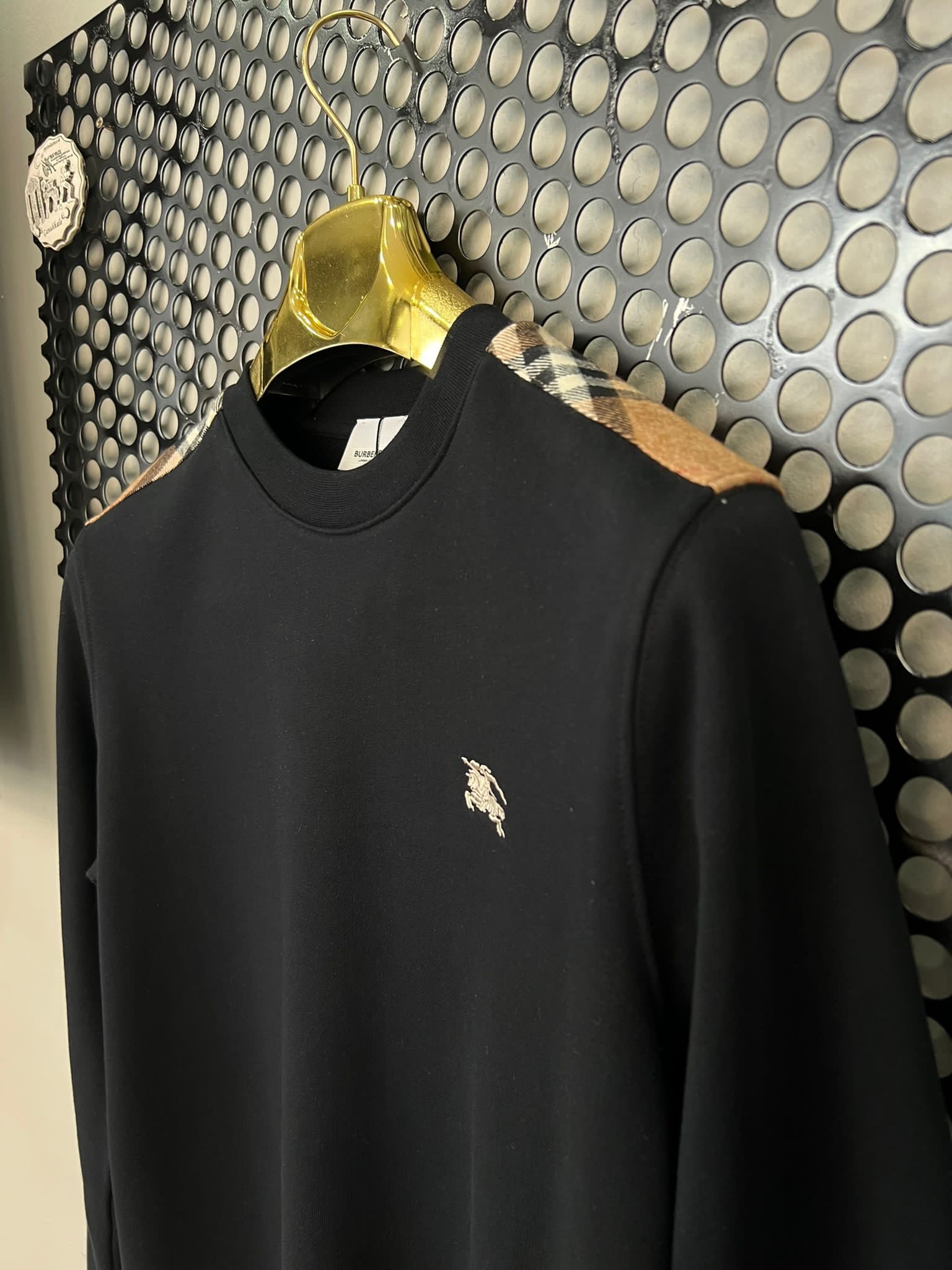 4f9cdce2-943e-453f-bd6c-787060d84009