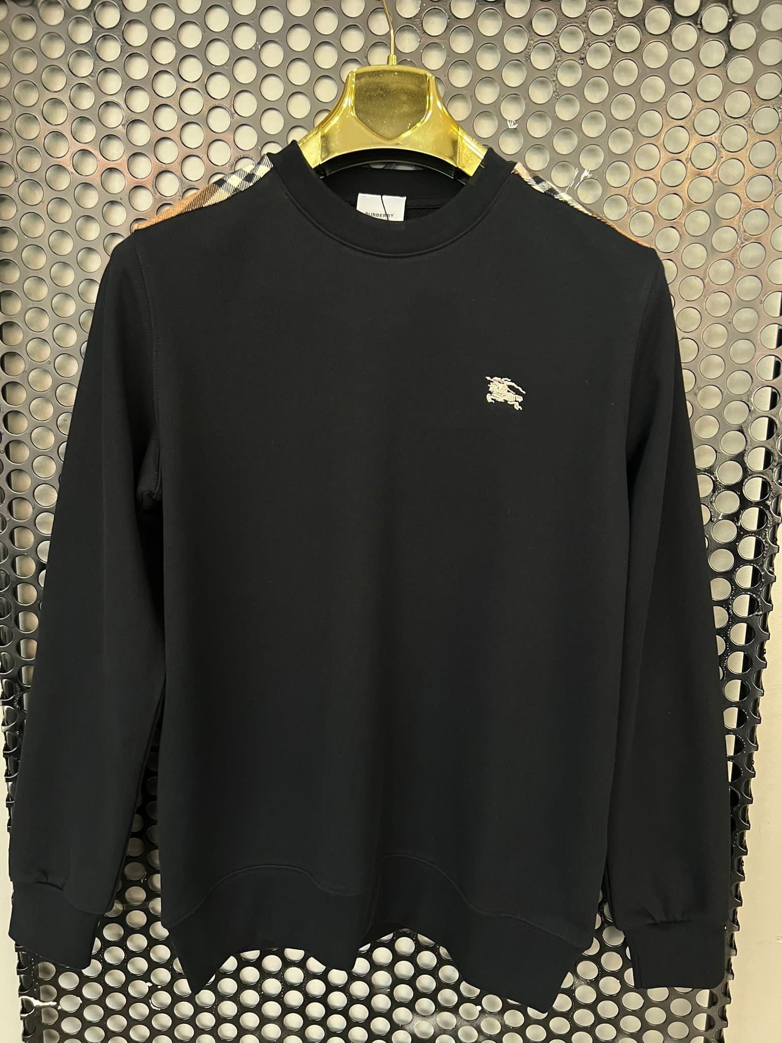 7eda9083-61b1-46bd-b741-bf4774b88bfc