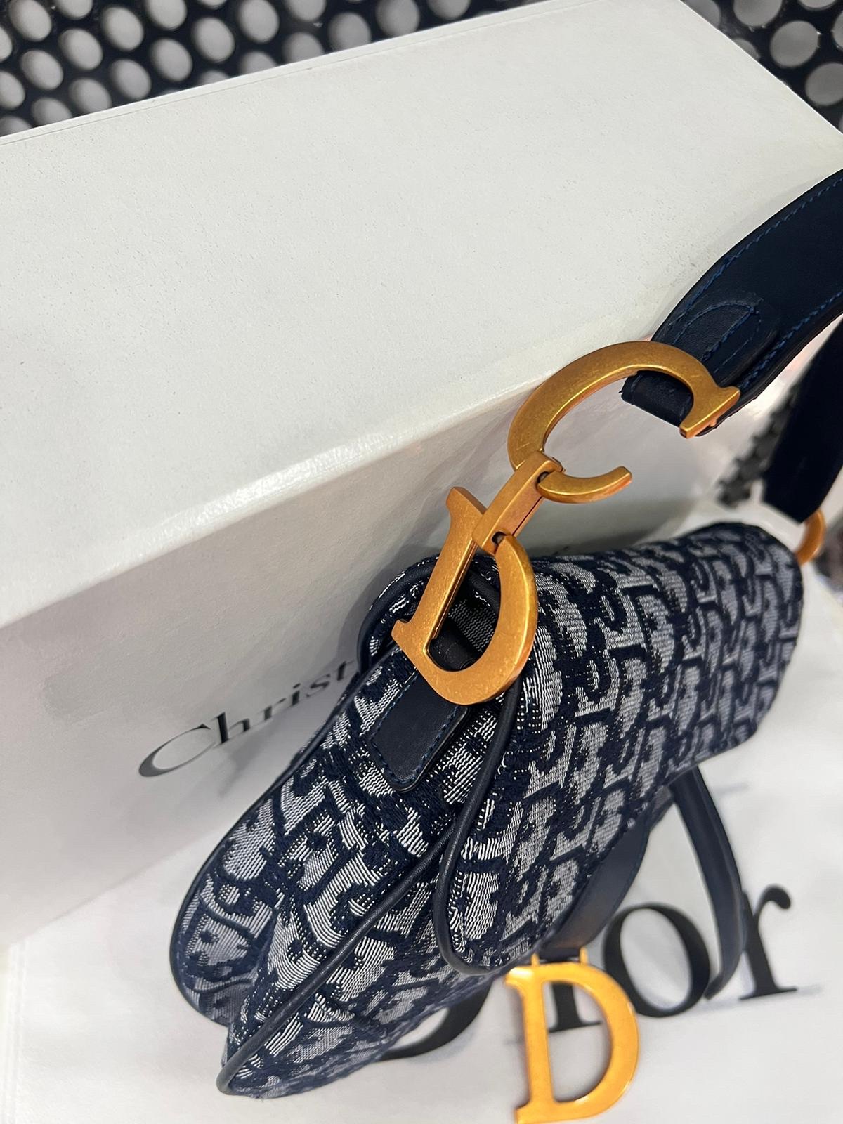 145aff30-6653-43bd-ad36-956c0d65c7cc