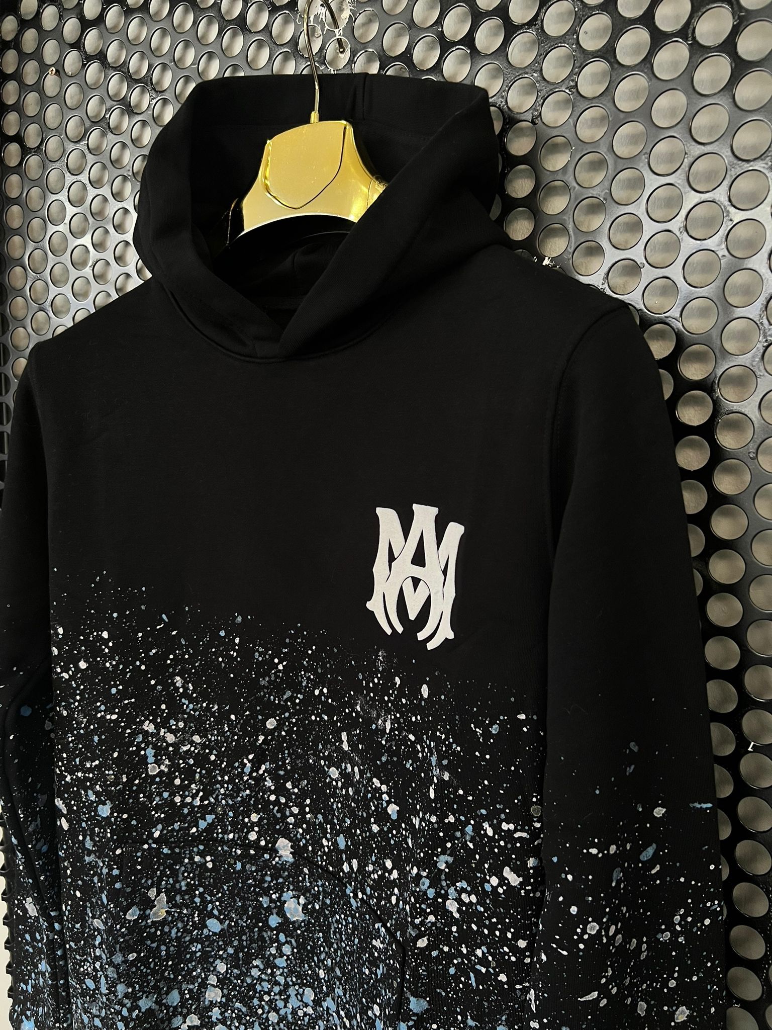 826ece42-c1fd-4110-a6d7-68019941d639