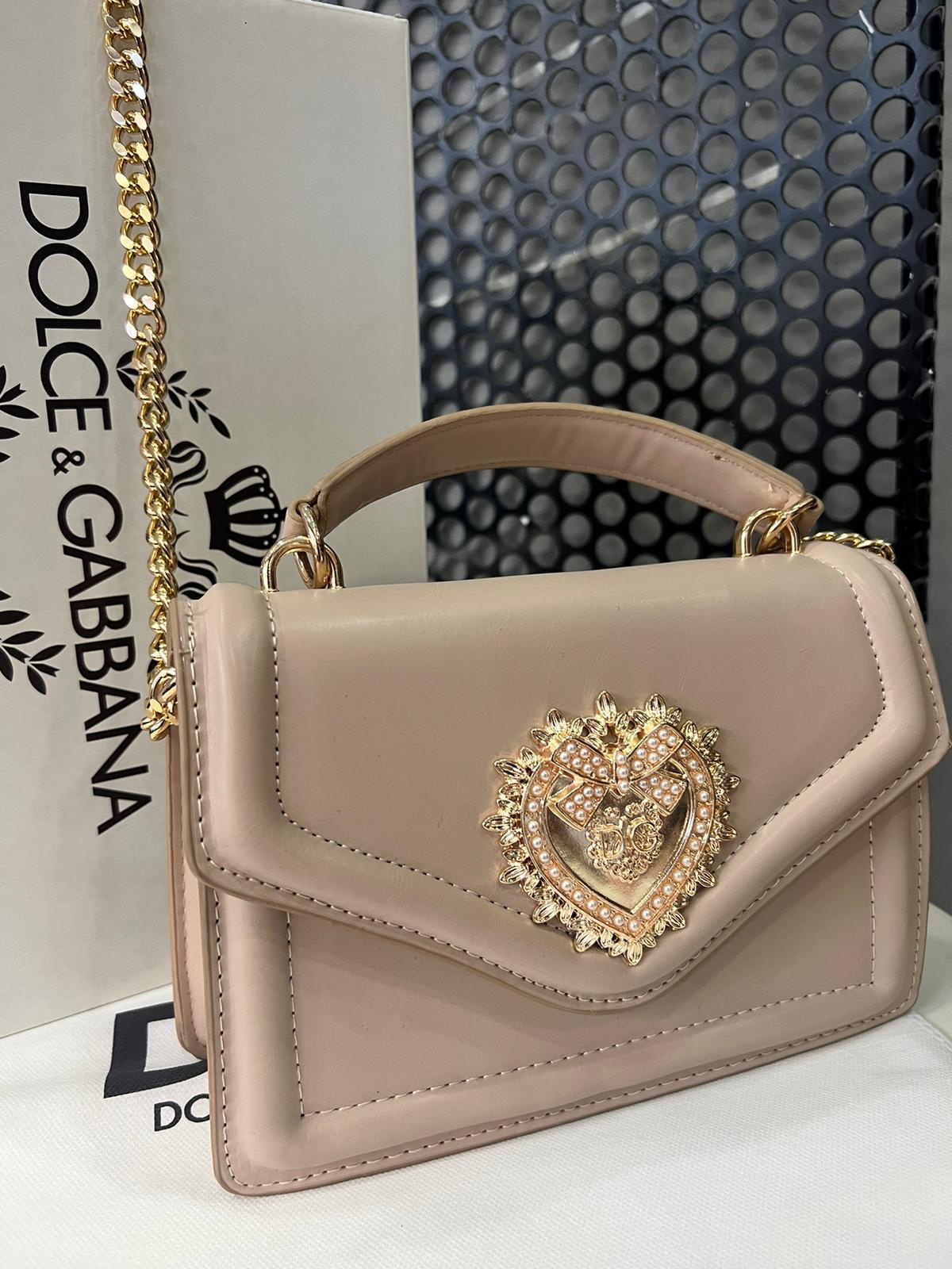 d5e19b2b-1f2c-4bb6-aef7-a5bd9bad3e65