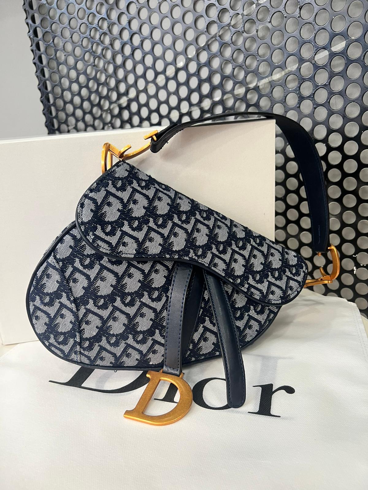 e22b6d25-3828-43e8-b9f9-7519bb654d8a