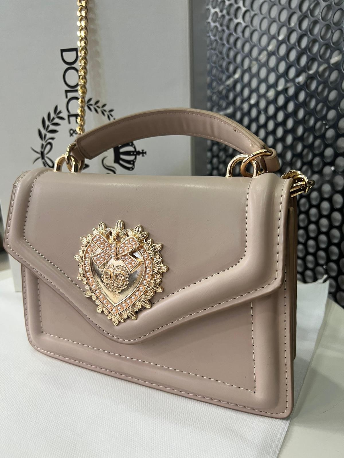 fc012cad-b7e1-4688-a8f9-c4b0dff0e873