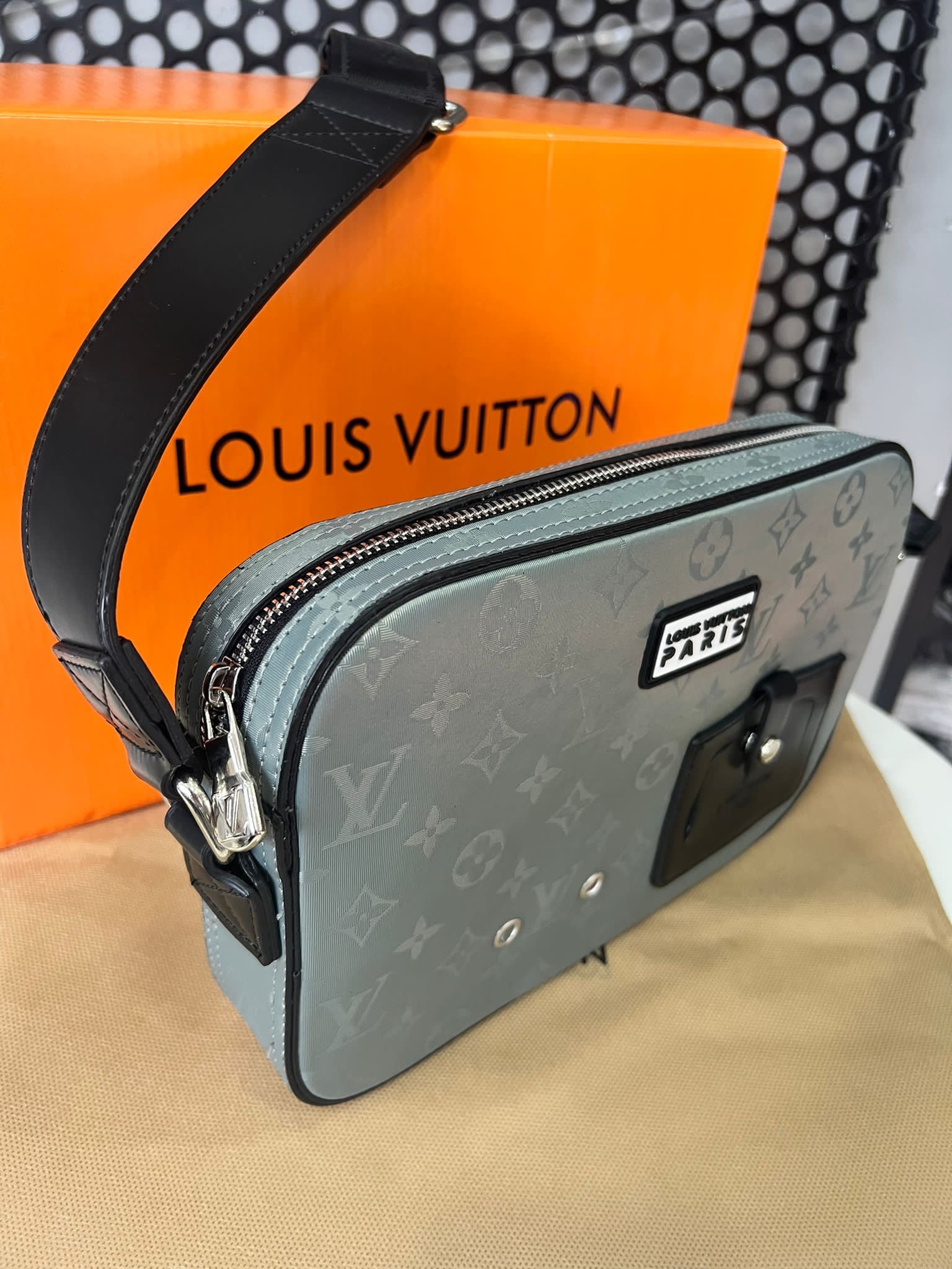 fea6004a-10e8-41c5-a9f0-968b4accd75d