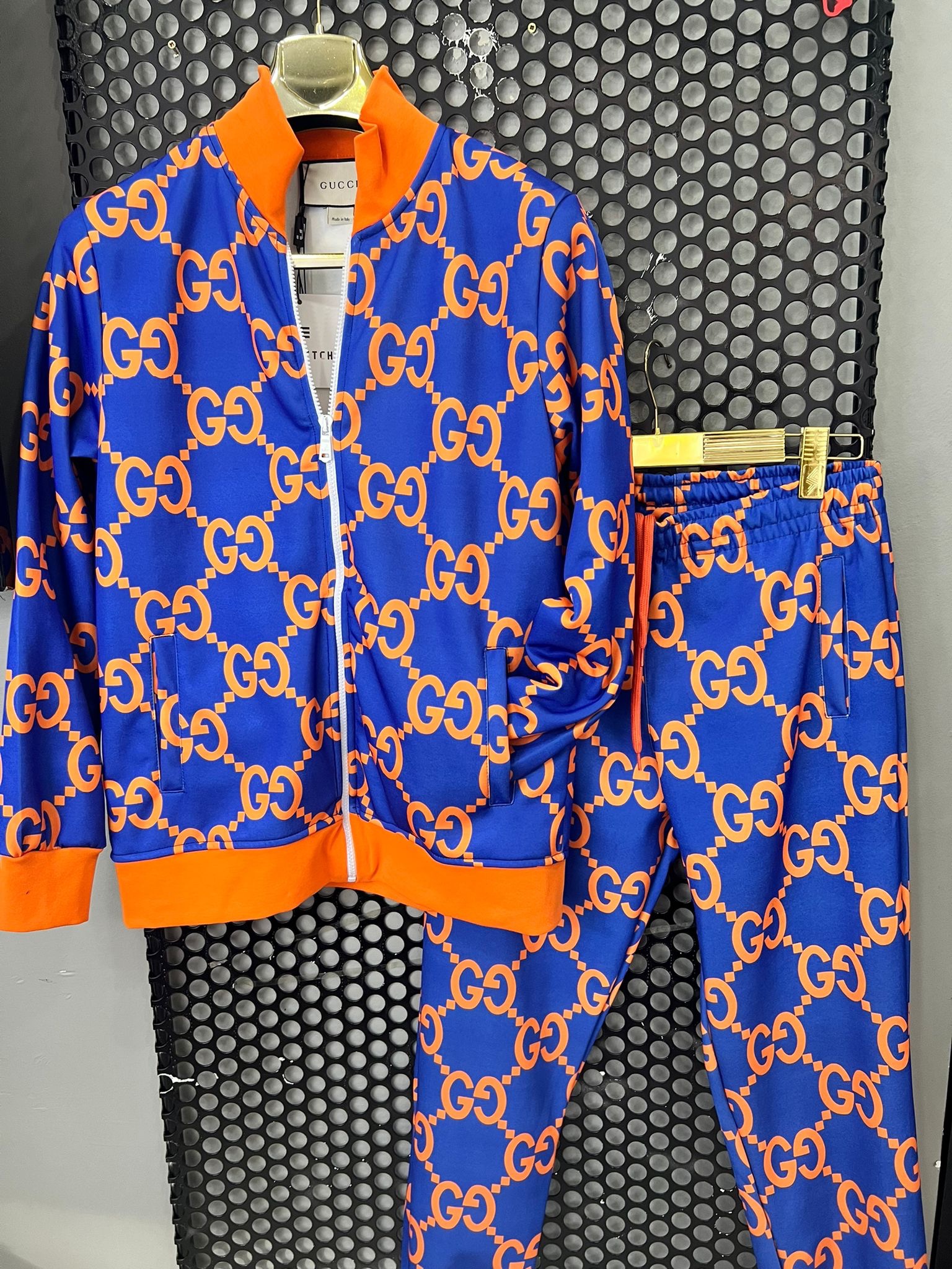 017a02b1-5177-4509-8404-87959cdc9128