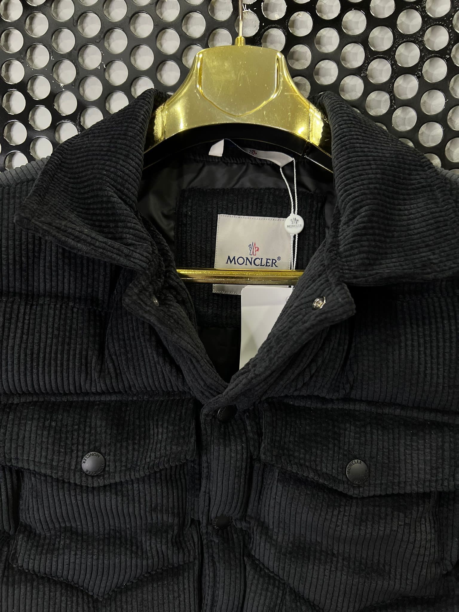 230a7f27-c686-4ae9-855d-3d230c0086f2