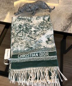 CD Cashmere Fashion Scarf