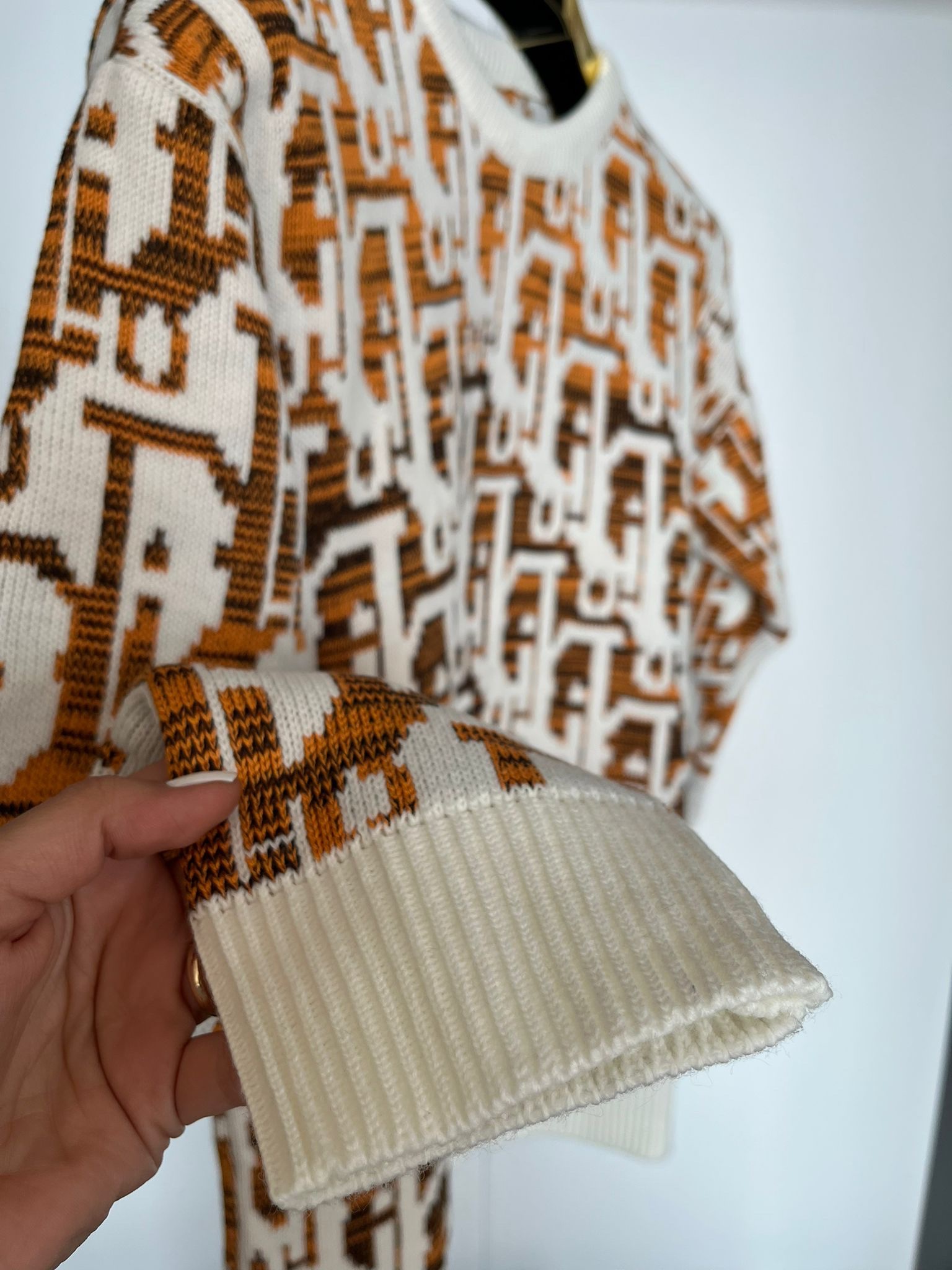 7fda0216-b9e6-4d68-99ca-bcbf3ba1df9c