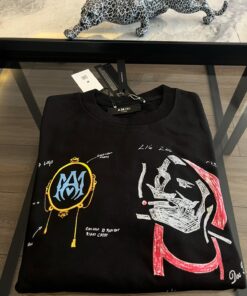 Modern Fashion Black Sweatshirt