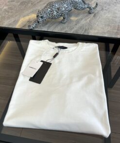 Minimalist Fashion T-shirt